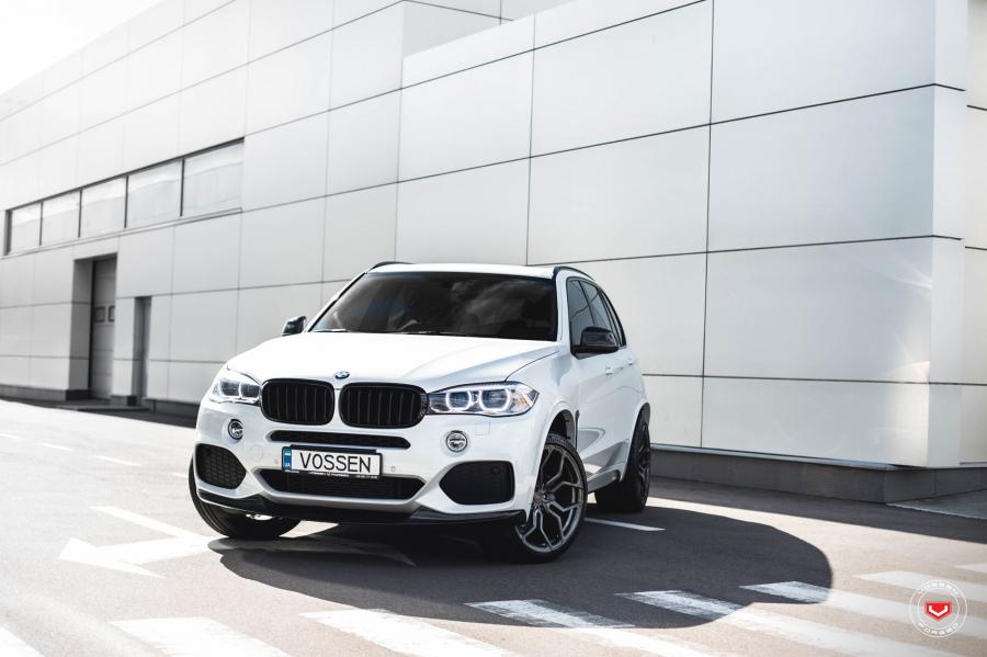  BMW X5 on Vossen Wheels (HC-3) 2017 года  (фото 13 из 22)
